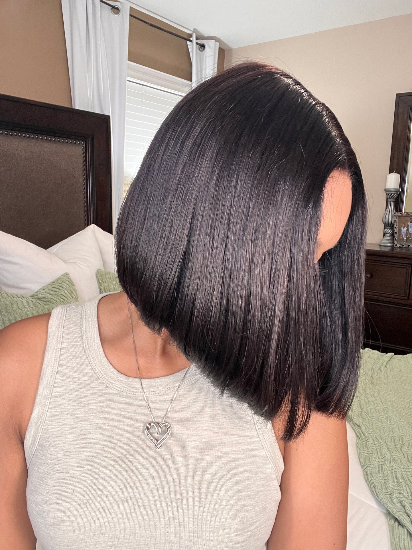 $90 Luv Me Silky Blunt Cut Bob Wig